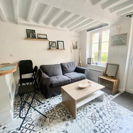 Charmante Maison Au Coeur De Виллервиль Экстерьер фото